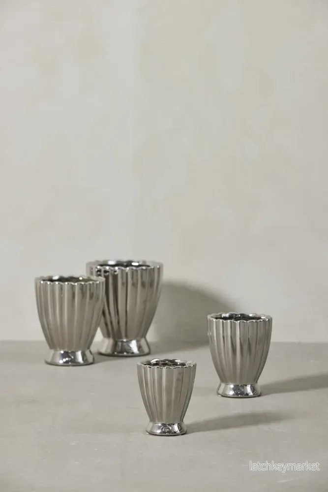 Shenella kruka H18 Ø15 cm. silver