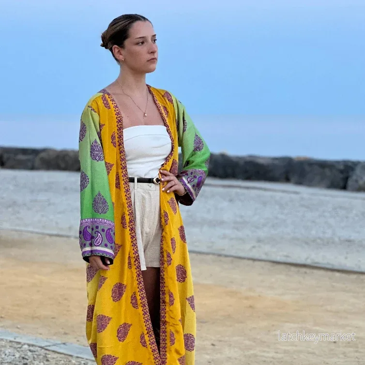 Reversible long kimonos. Recycled silk kimono. - Bild 3
