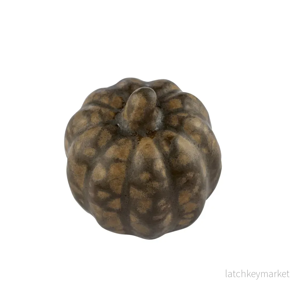 Hallia pumpa 4.8×4.8×5.3 cm. Hallia pumpa 4.8×4.8×5.3 cm.