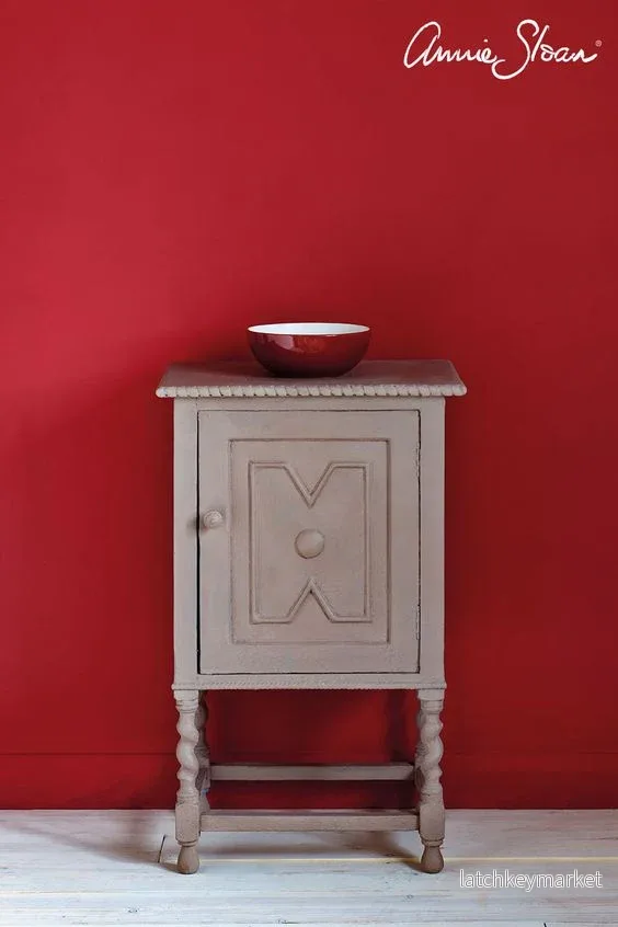 Annie Sloan Chalk paint – Coco Annie Sloan Chalk paint – Coco