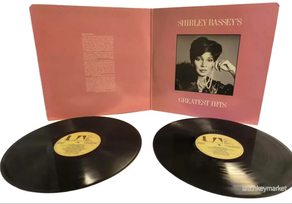 Shirley Bassey´s Greatest hits - Bild 2