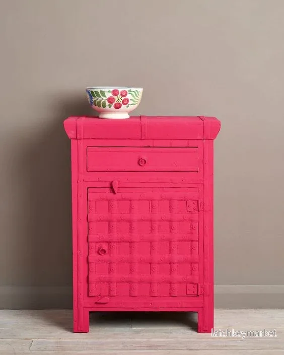 Annie Sloan Chalk paint - Capri Pink