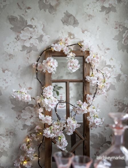 Batteridriven belysning Ljusslinga körsbärsblommor 180 cm - Bild 2