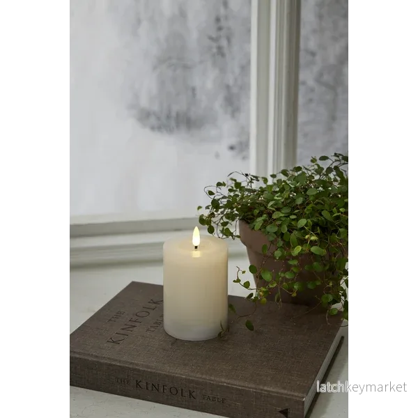 Batteridrivet LED Blockljus Flamme Flow Vit 12,5 cm Batteridrivet LED Blockljus Flamme Flow Vit 12,5 cm