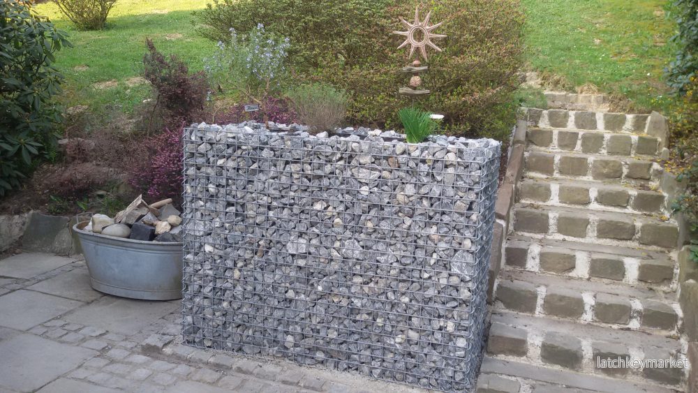 Högbädd, fyrkantig 130 cm x 100 cm x 60 cm (L x H x D), maskstorlek 5 x 5 cm, väggtjocklek 10 cm - Bild 2