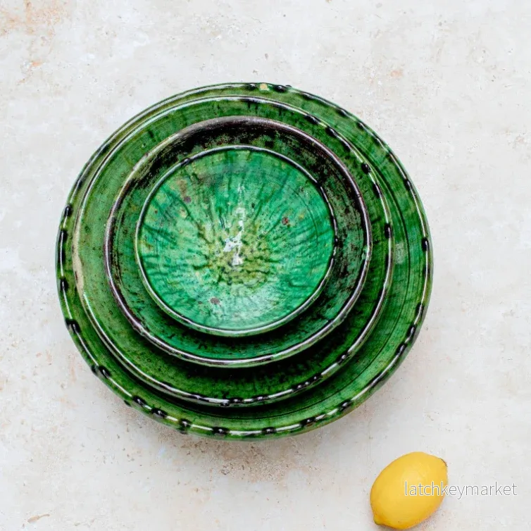 Handmade Moroccan Tamegroute Green Ceramic Serving Bowl 20 cm x 12 cm - Bild 2