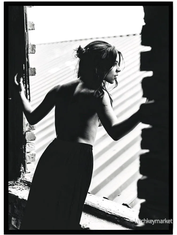 Poster Woman in window Poster Woman in window