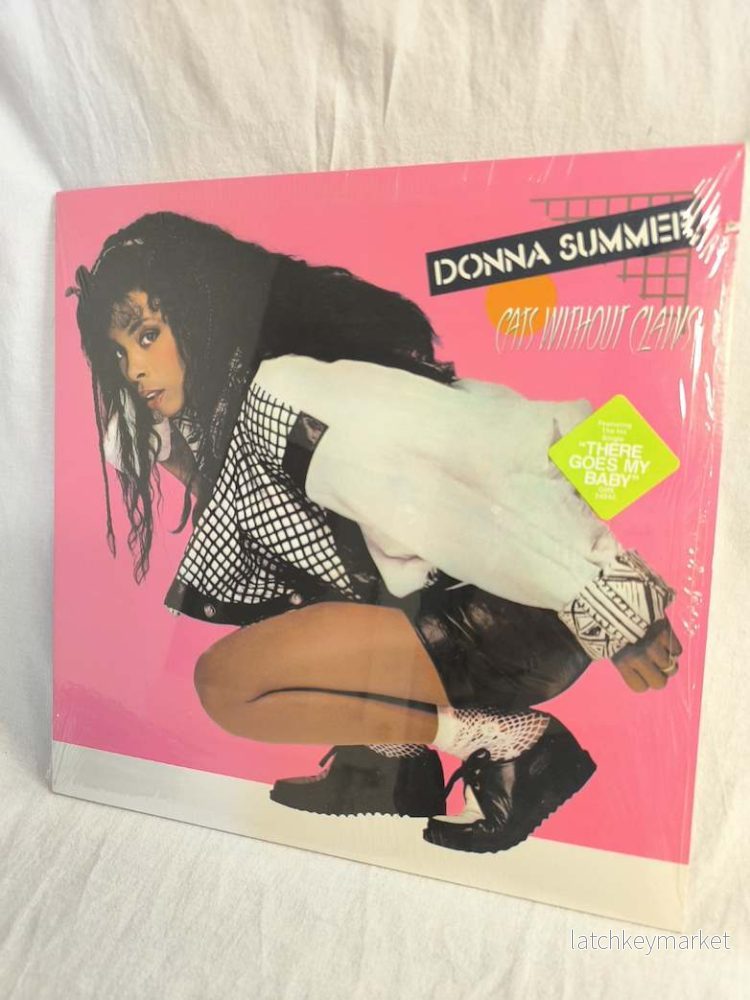 Donna Summer, ”Cats without claws”