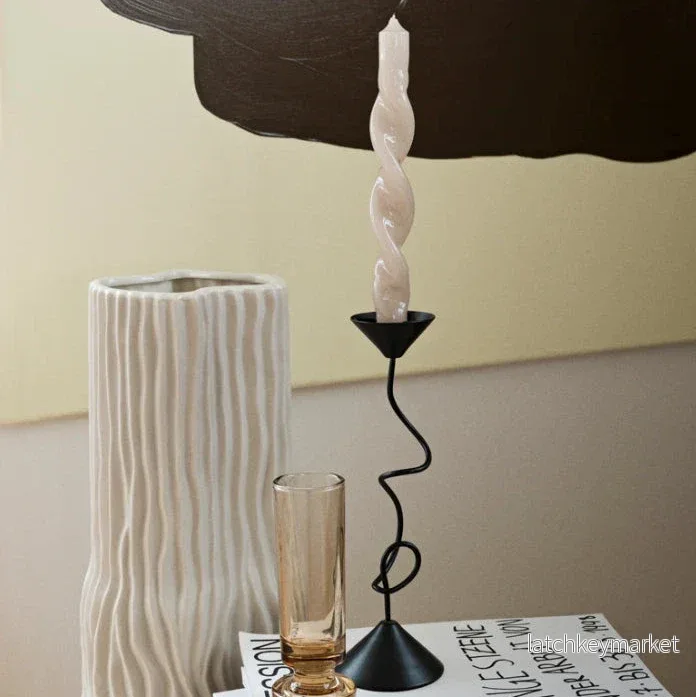 Black Swirly Candle Holder Medium