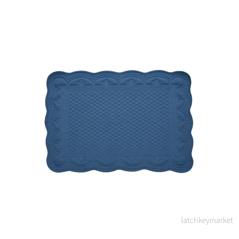 Estrid bordsunderlägg 48,5×33,5 cm. Blå Estrid bordsunderlägg 48,5×33,5 cm. Blå