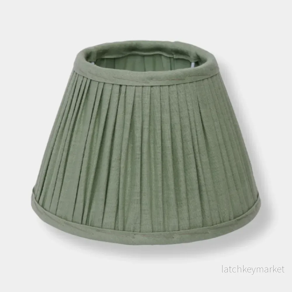Lampskärm Ella Veckad Salviagrön D 33 cm Lampskärm Ella Veckad Salviagrön D 33 cm