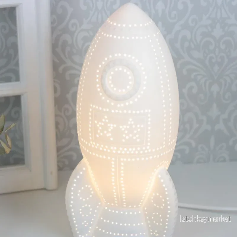 Bordslampa porslin Rymdskepp 31,5 cm - vit REA - Bild 2