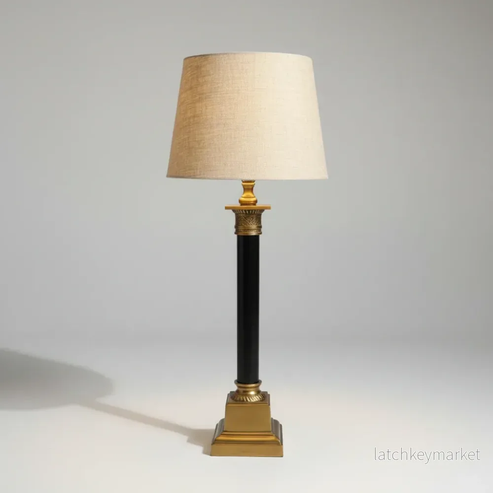 Lampfot Karl Låg Mässing/Svart H53 cm Lampfot Karl Låg Mässing/Svart H53 cm
