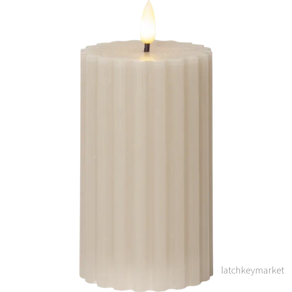 Batteridrivet LED Blockljus Flamme Stripe Beige 15 cm Batteridrivet LED Blockljus Flamme Stripe Beige 15 cm