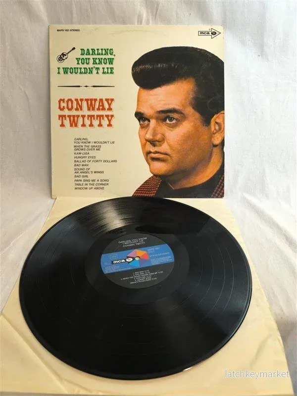 Conway Twitty – Darling, You Know I Wouldn’t Lie