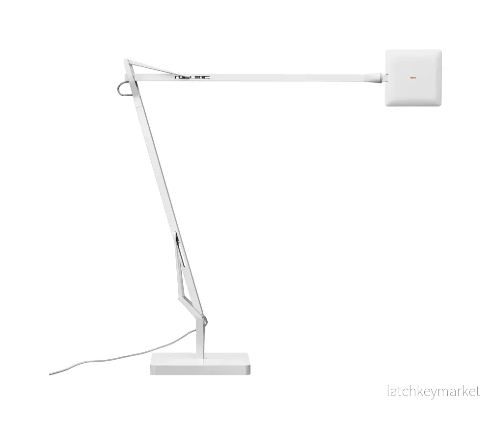 Kelvin LED Base Bordlampa