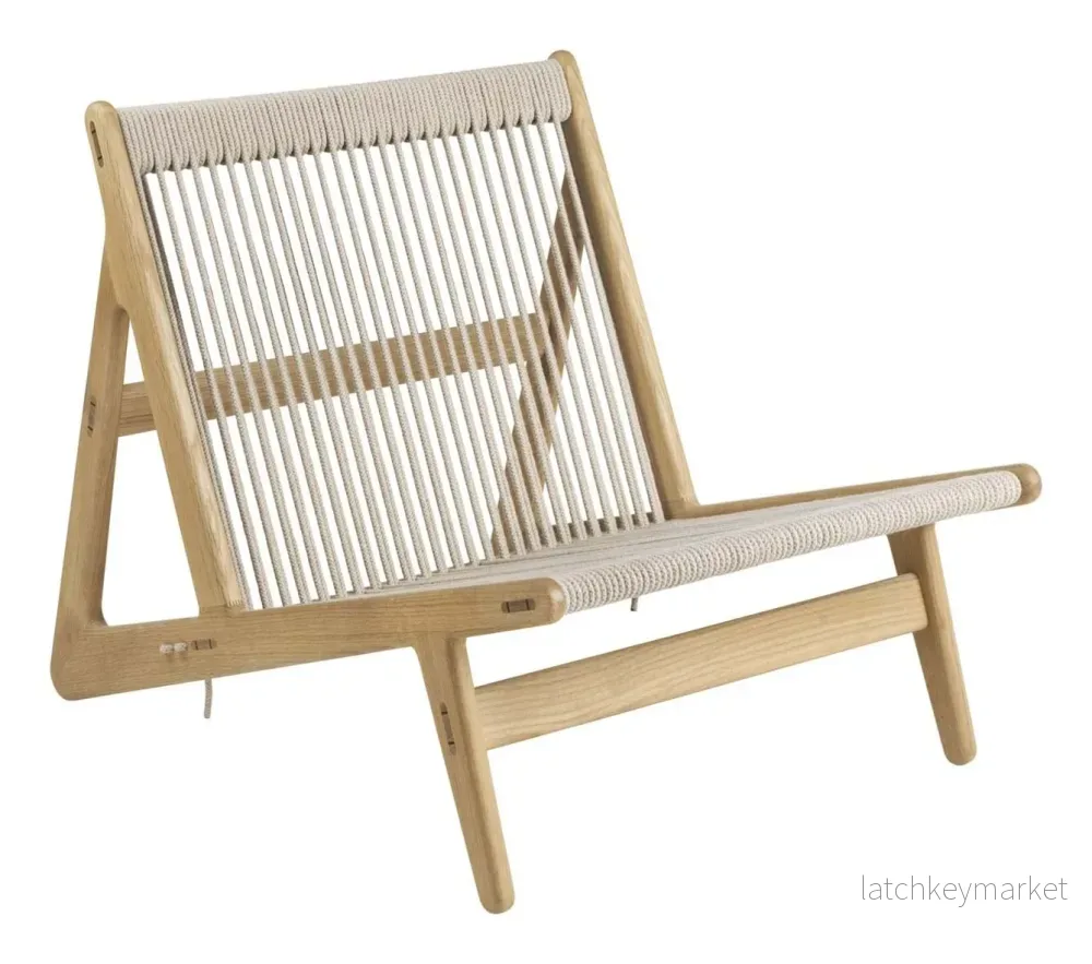 MR01 Initial Chair