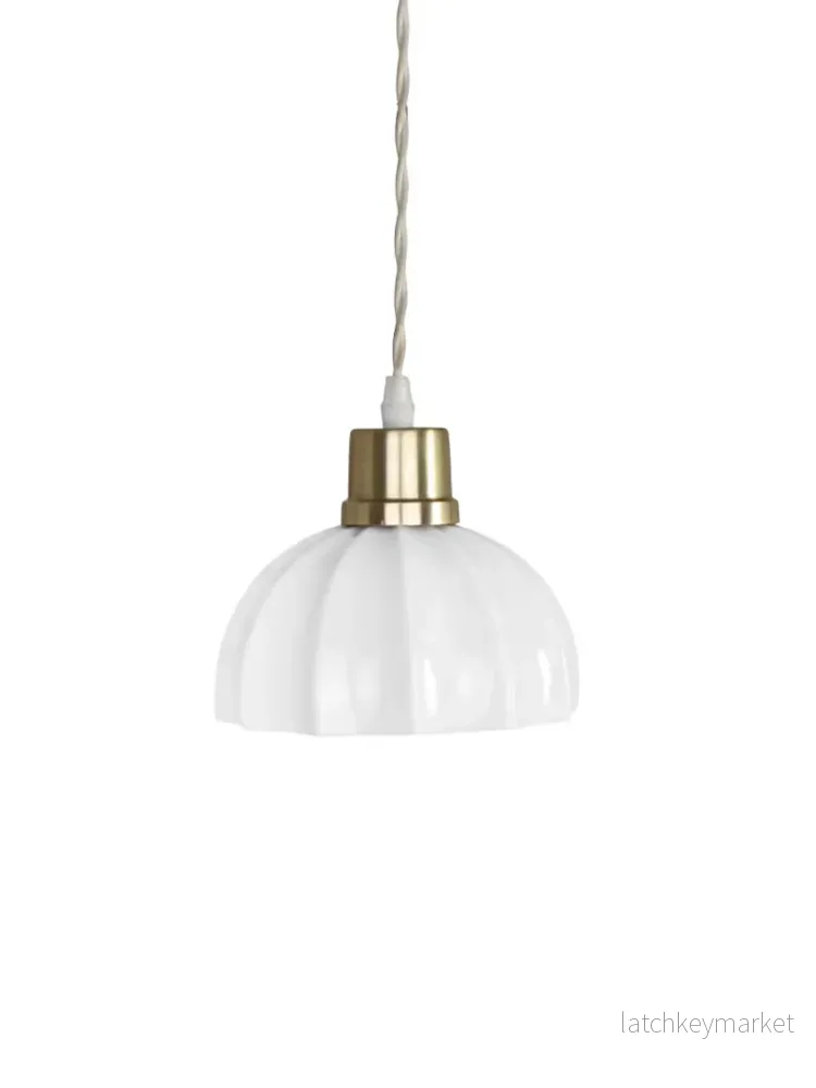 Taklampa Doris, Opal Vit