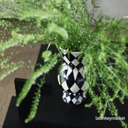 Vase Rhombic Black - Bild 3