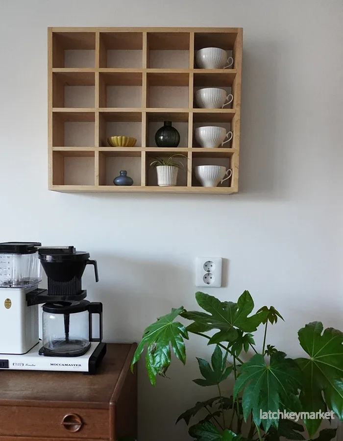 Hylla KH11 | Dansk Design | Tillverkad för hand Hylla KH11 | Dansk Design | Tillverkad för hand
