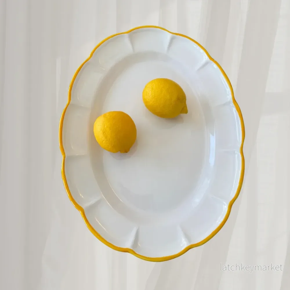 Oval Tray Yellow Line Oval Tray Yellow Line