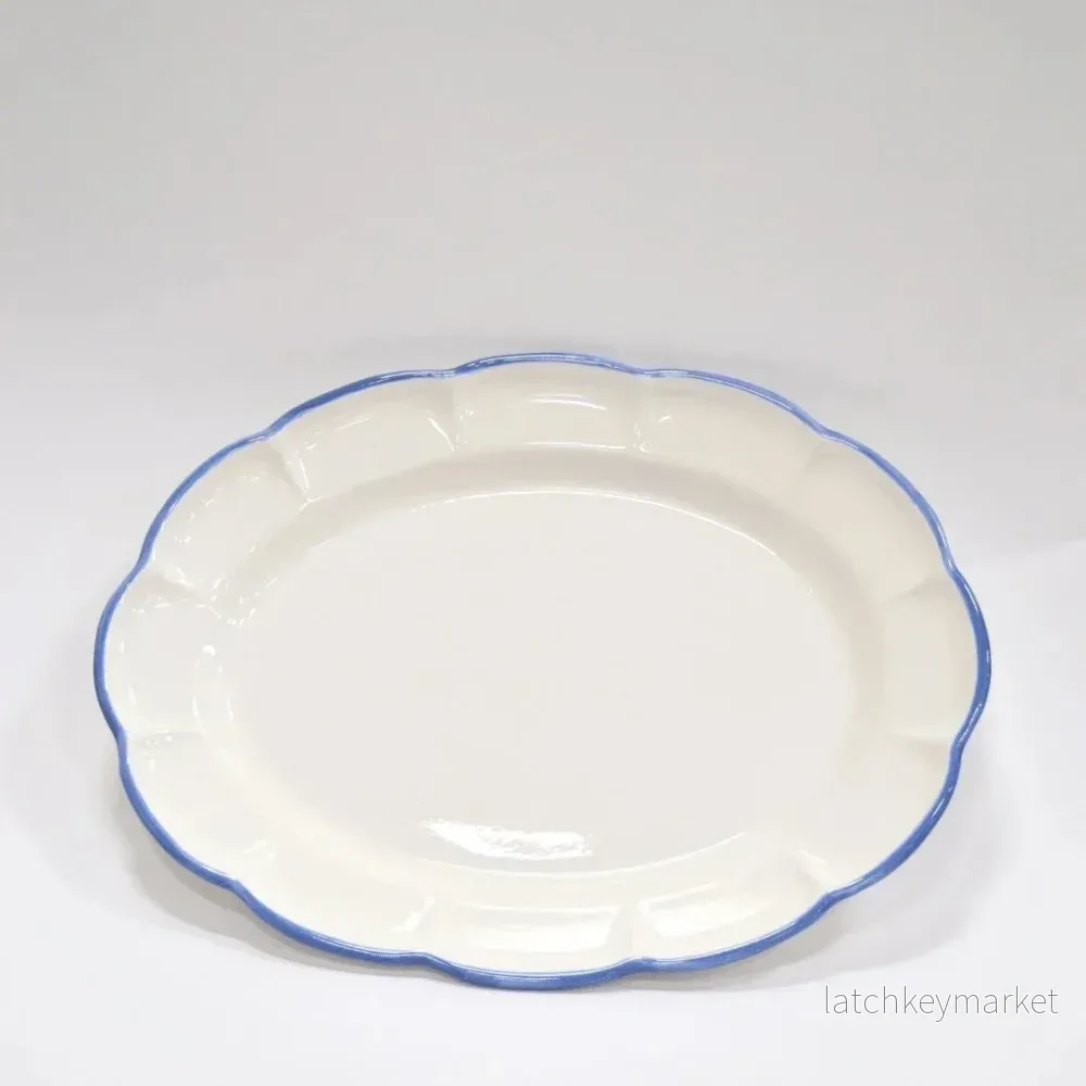 Oval Tray Light Blue Line