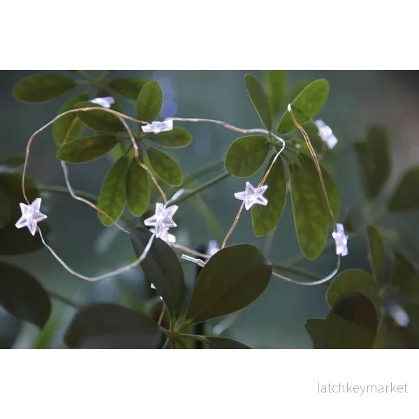 Batteridriven belysning Ljusslinga Dew Drop Batteri Kallvit 12 ljus 110cm  REA