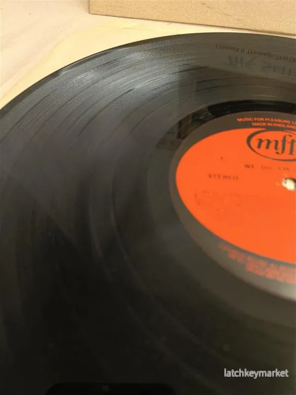 We Do ’Em Our Way (Music For Pleasure, mfp) - Bild 3