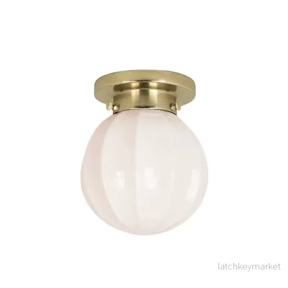 Badrumslampa Tak Marit Mässing/Opal Beige Liten Badrumslampa Tak Marit Mässing/Opal Beige Liten