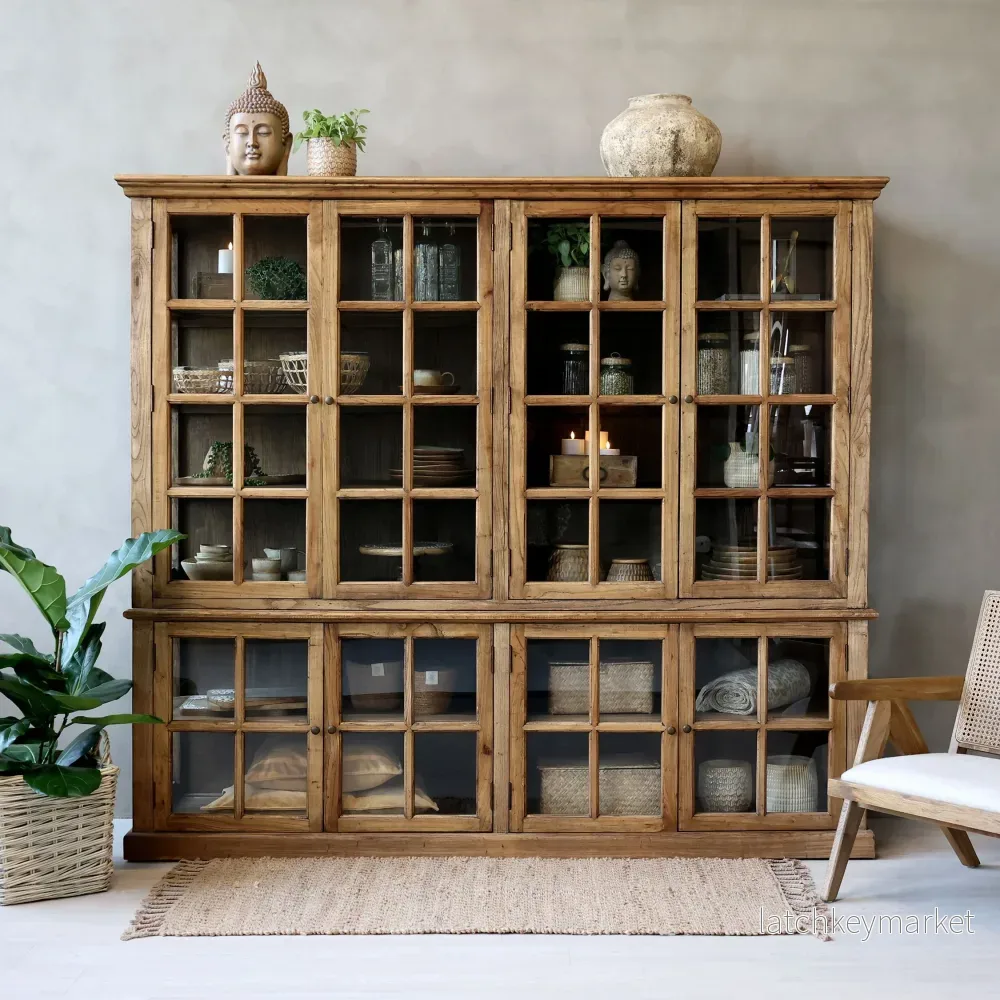 Chic Antique Vitrinskåp Marseille med 8 dörrar och hyllor H195/L220/B55 cm naturfärgad Chic Antique Vitrinskåp Marseille med 8 dörrar och hyllor H195/L220/B55 cm naturfärgad