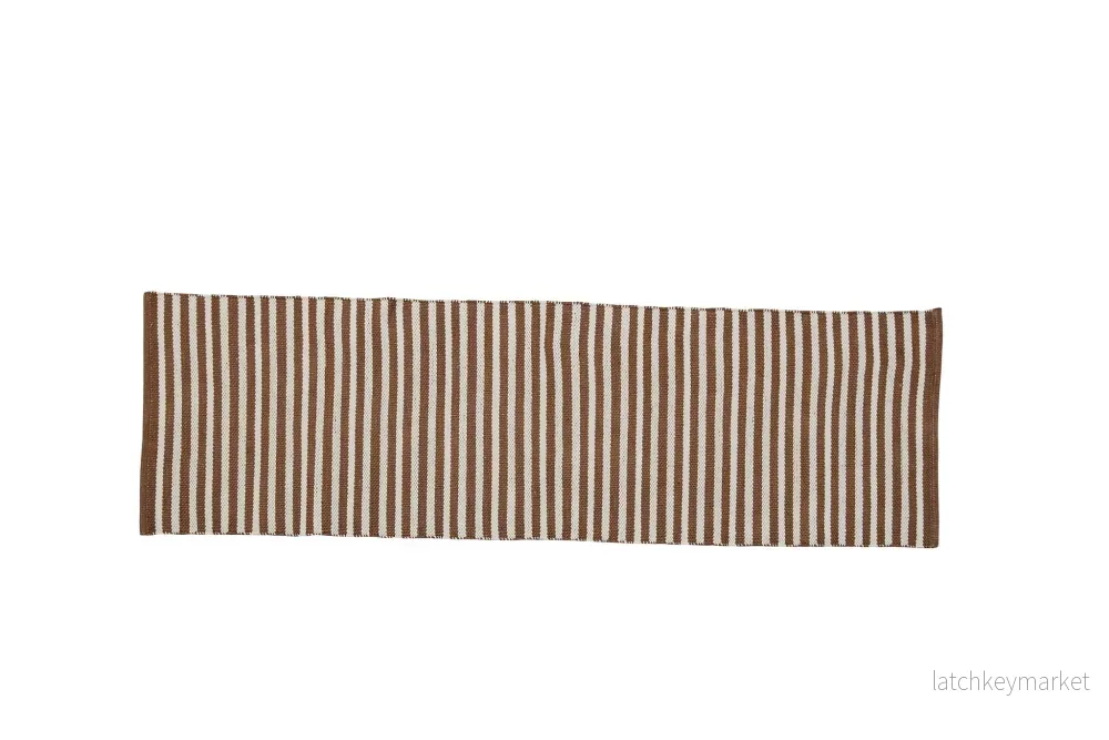 Strivie golvmatta  L240XB70 cm. brun