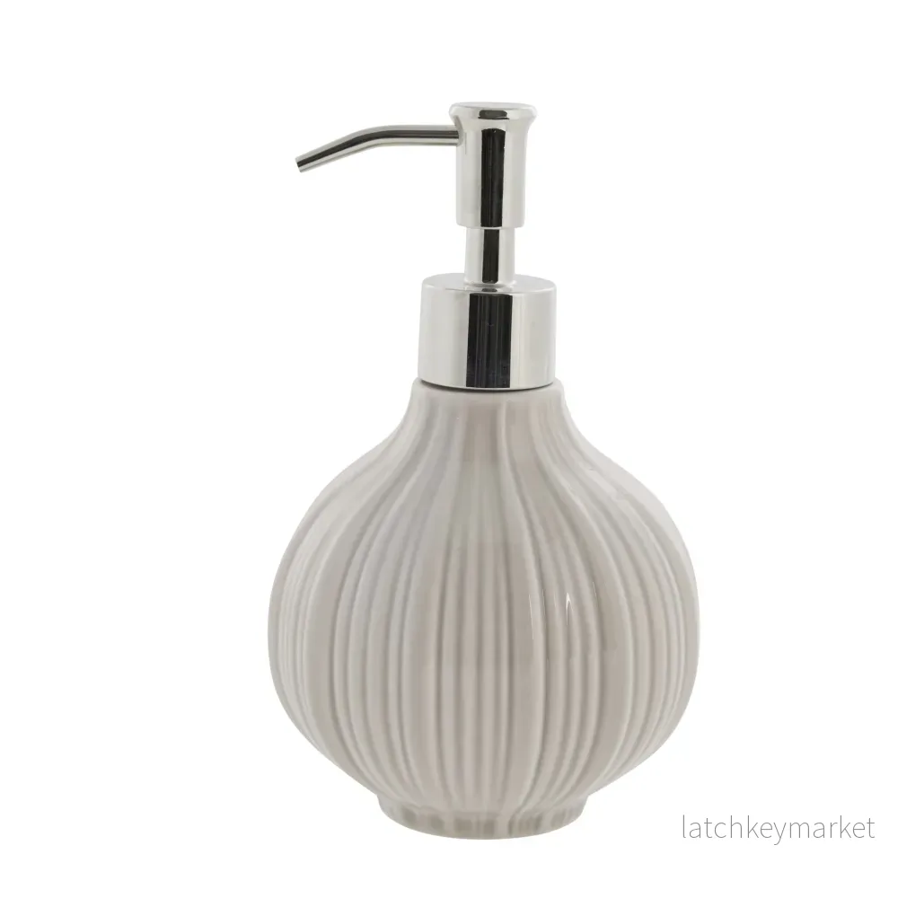 Lily dispenser H16,3 cm. brun sand Lily dispenser H16,3 cm. brun sand