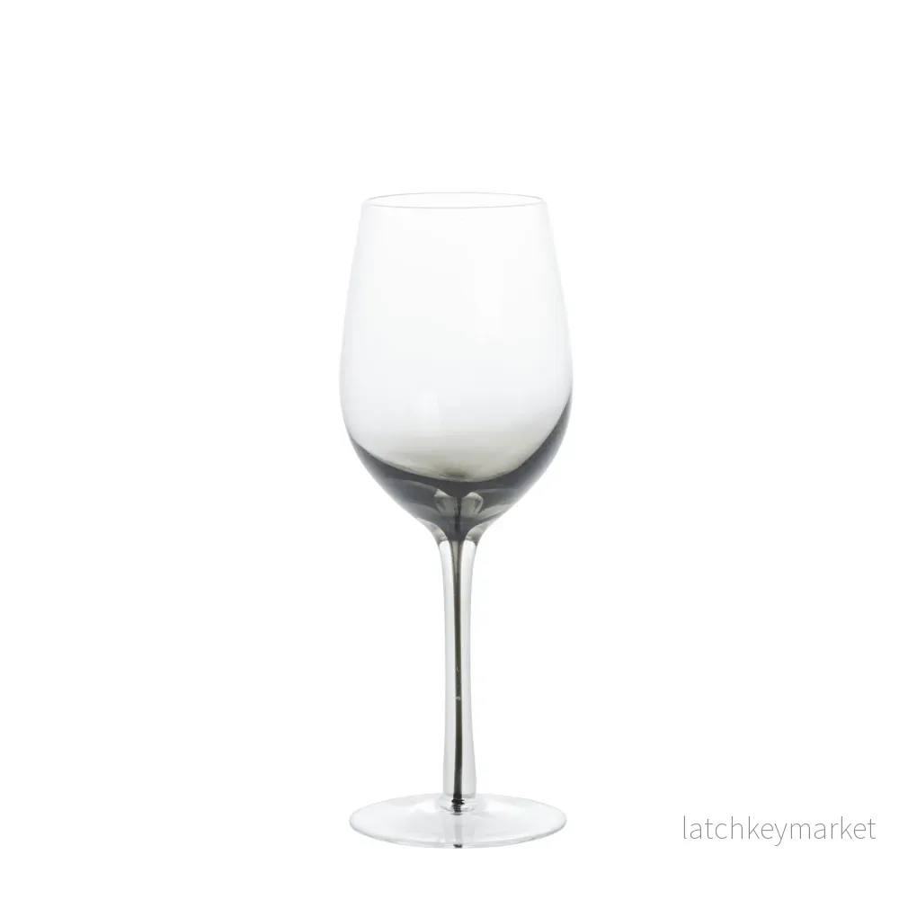 Victorinne vitvinsglas H21,5 Ø8 cm. røykfarget