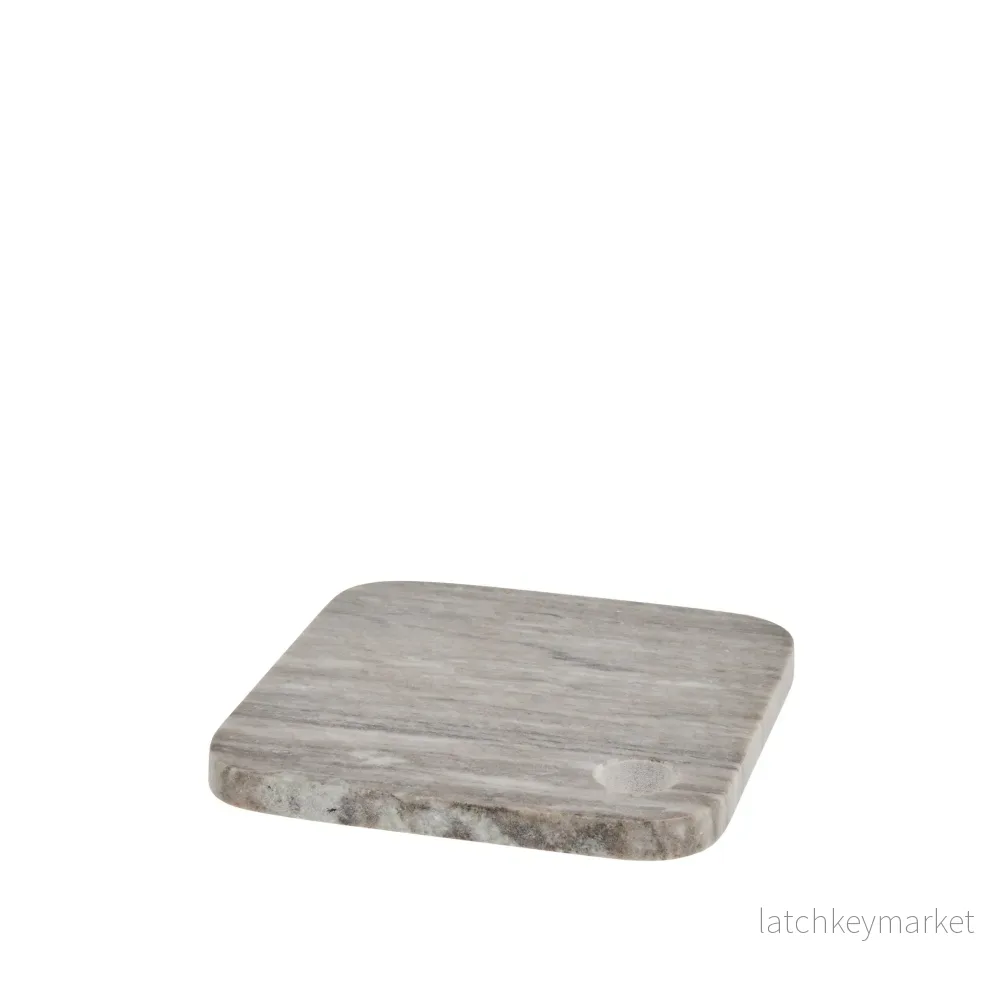 Elina skärbräda 20×20 cm. mørk sand Elina skärbräda 20×20 cm. mørk sand