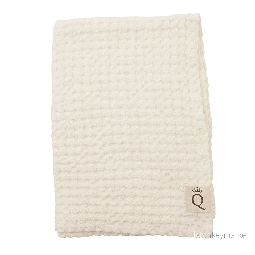 Våfflad handduk Sandhammaren naturvit 50×70 cm Våfflad handduk Sandhammaren naturvit 50×70 cm