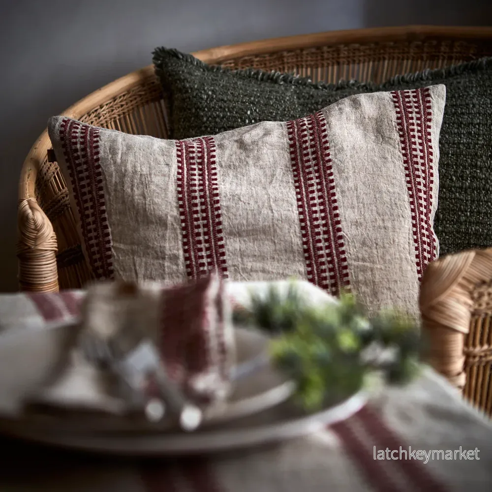 Kuddfodral Noel 50 x 50 cm med mönster Kuddfodral Noel 50 x 50 cm med mönster
