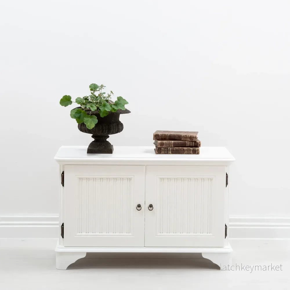 TV-Bänk RG