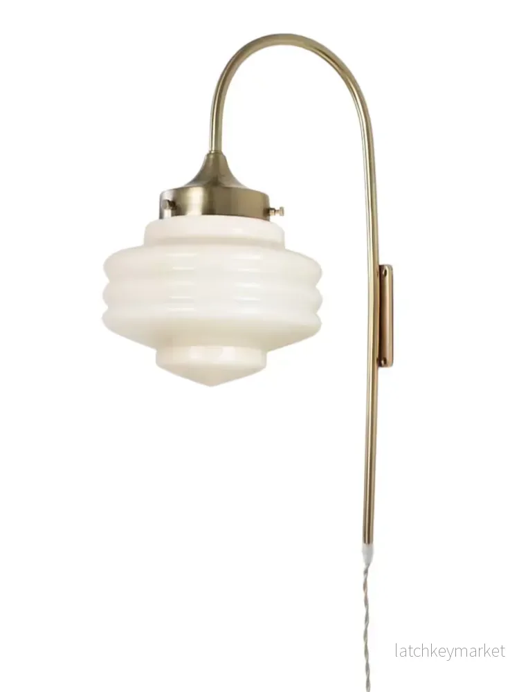 Valter Vägglampa, Opal Beige