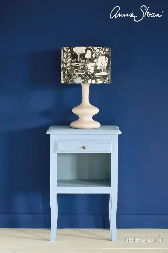 Annie Sloan Chalk paint – Louis Blue Annie Sloan Chalk paint – Louis Blue